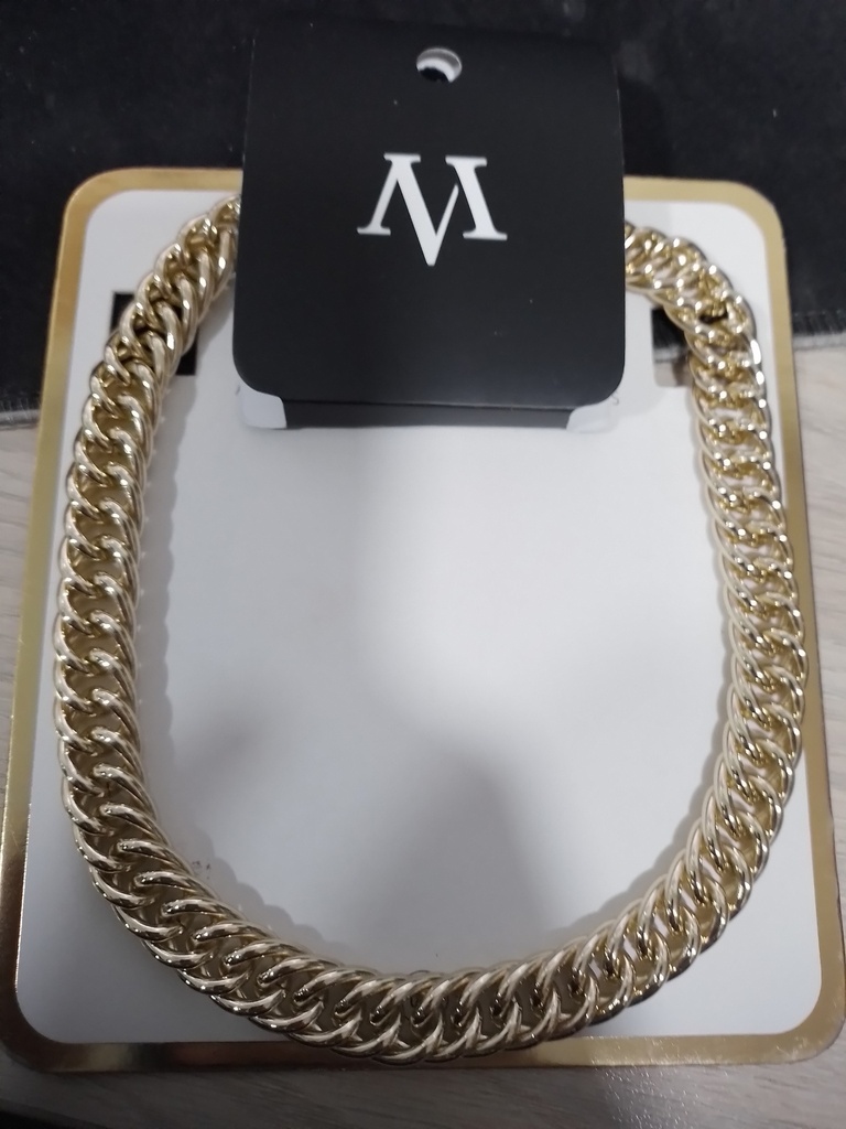 05MJM01008 COLLAR DORADO